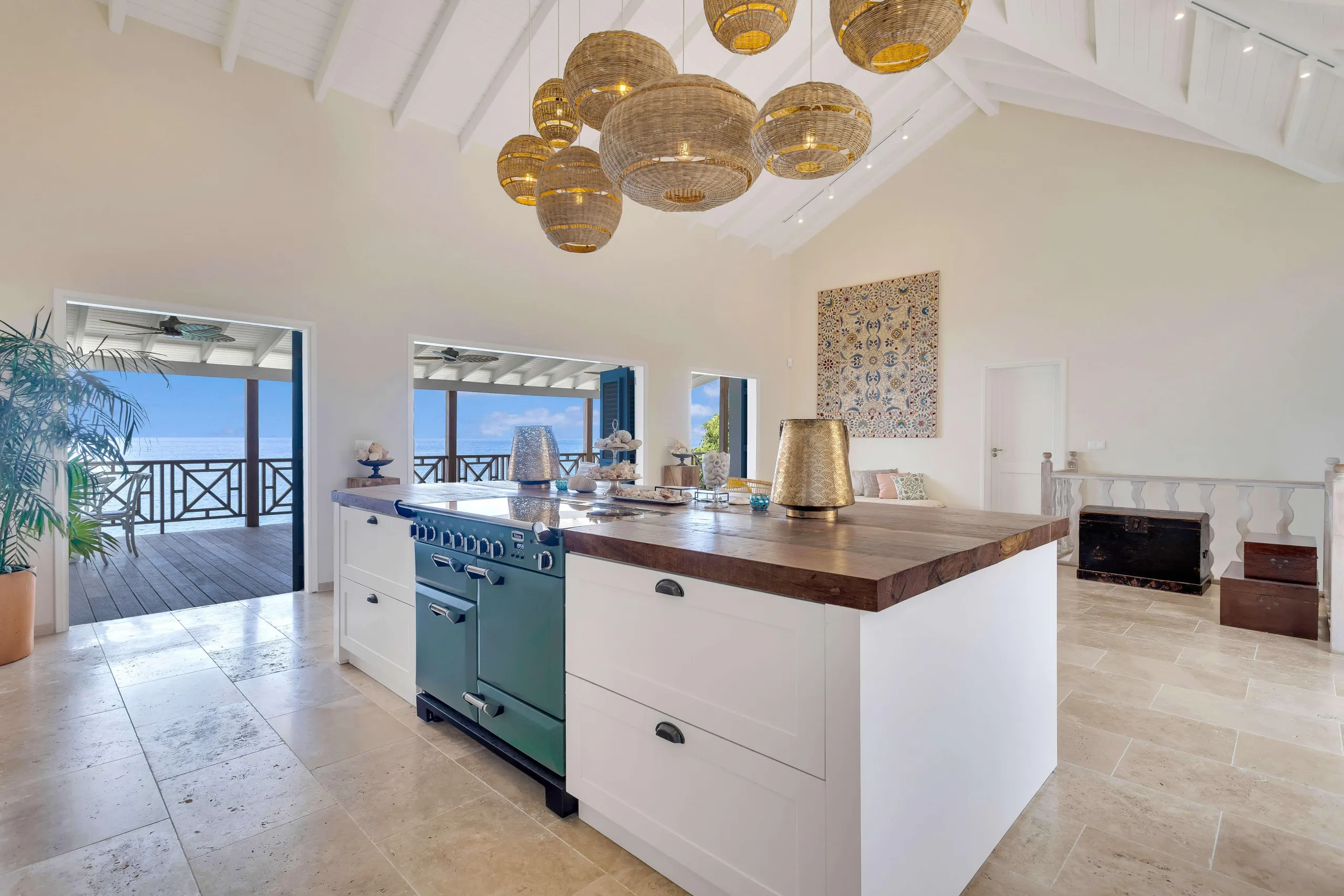 Captivating Oceanfront Villa with Private Pool and Stunning Views in Bonaire — photograph 11