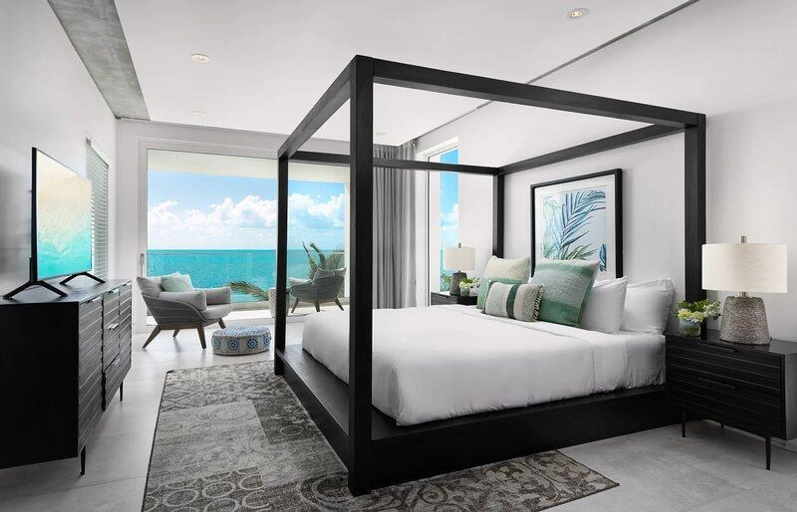 Turks and Caicos Grand Luxury Oceanfront Vacation Villa with Breathtaking Views — photograph 8