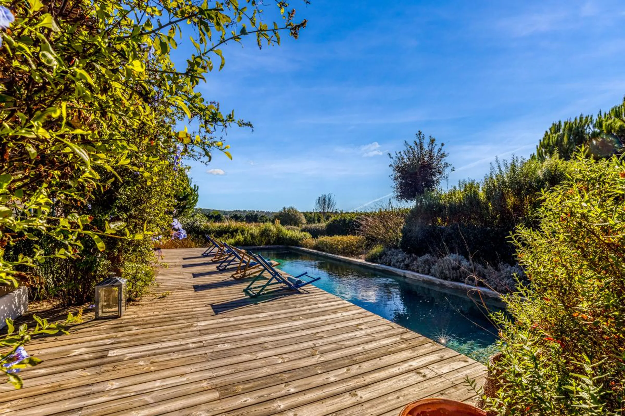 Deluxe Bohemian Villa with Pool and Private Terrace — photograph 3