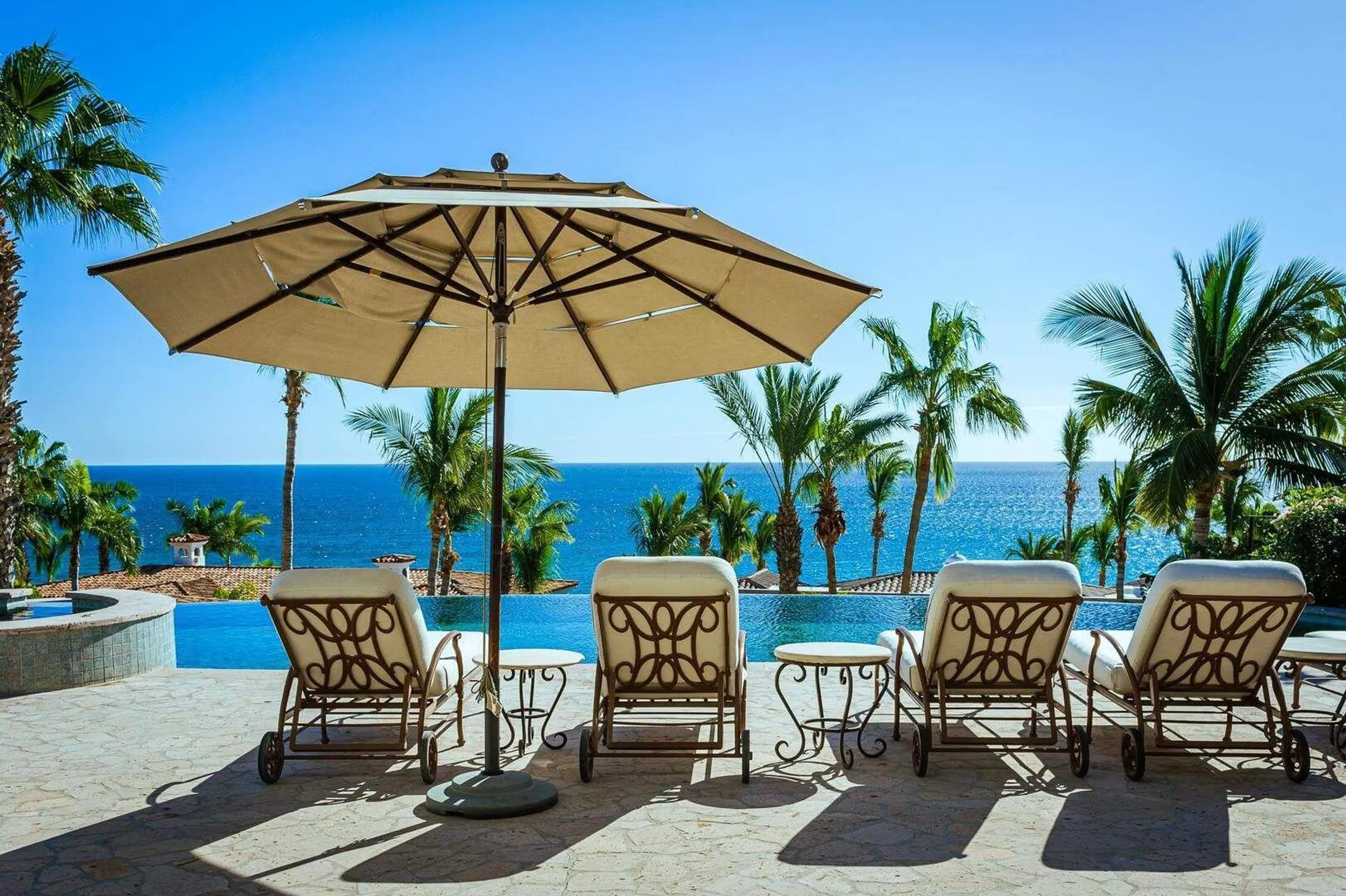 Palmilla Hacienda Sunset Estate with Infinity Pool and Ocean Views, Palmilla