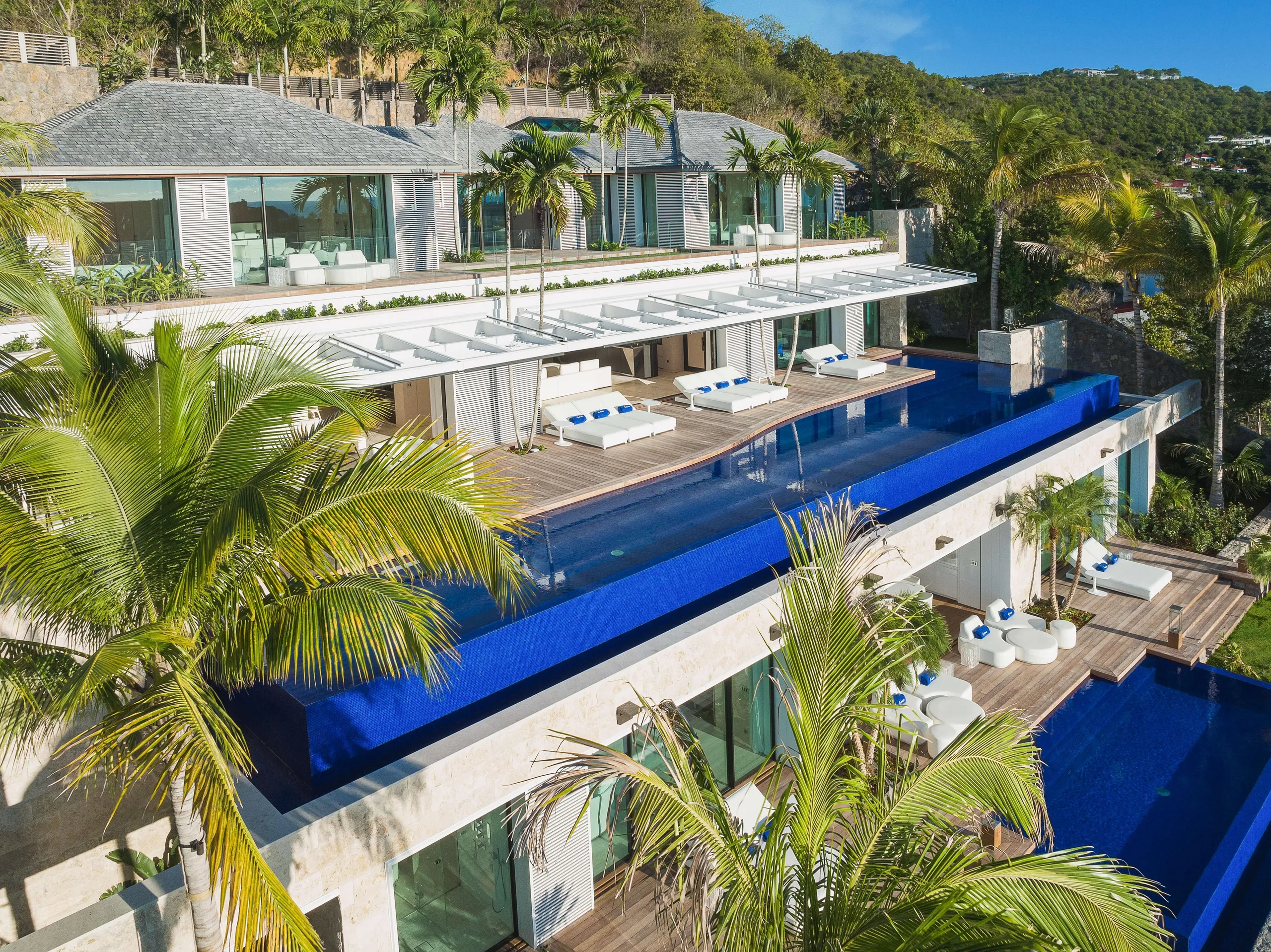 Majestic Ultra Villa with Infinity Pools and Ocean Views in Gustavia