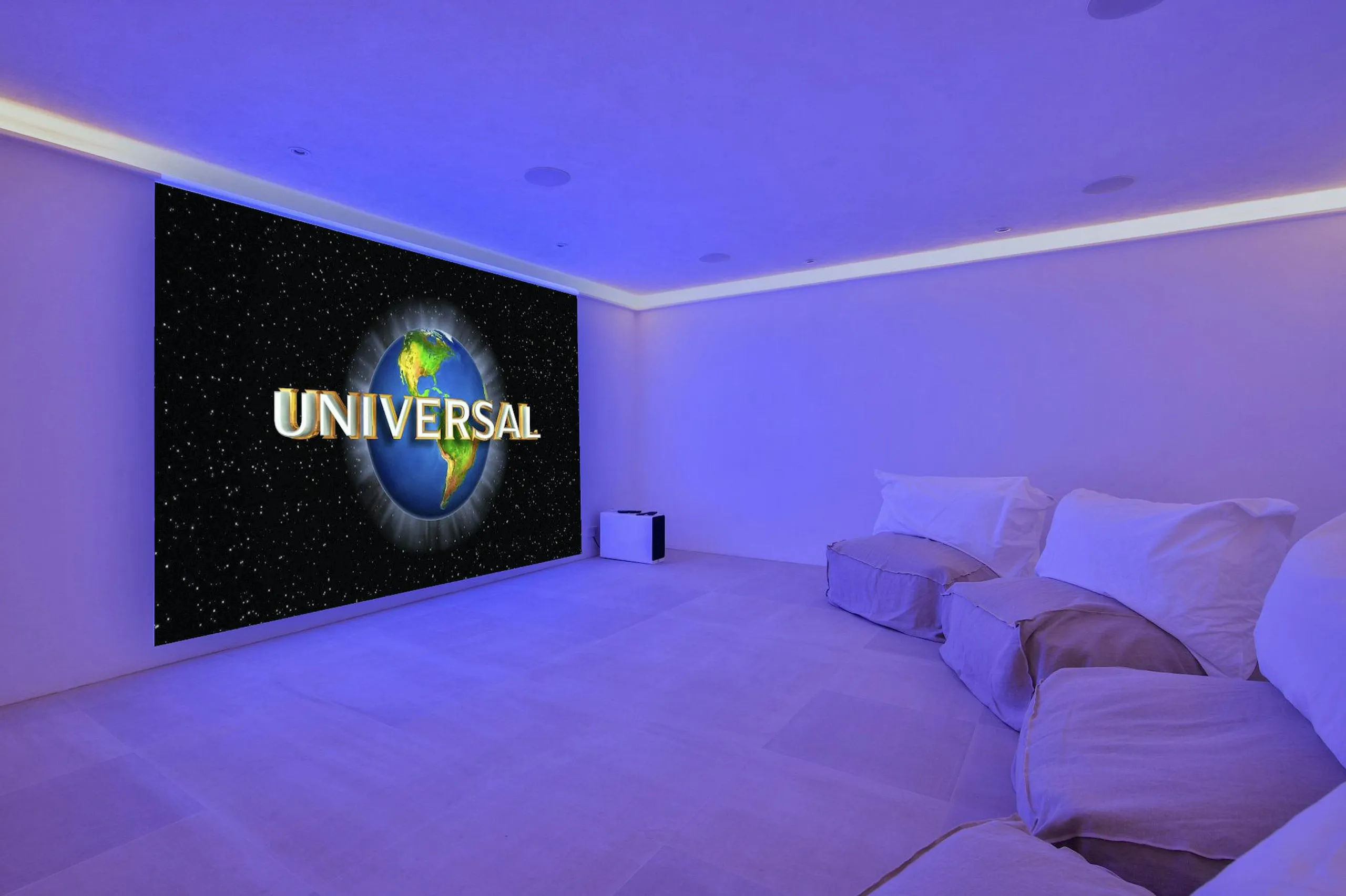 Outstanding Modern Ibiza Estate with Private Pool, Movie Theater, and Gazebo — photograph 9