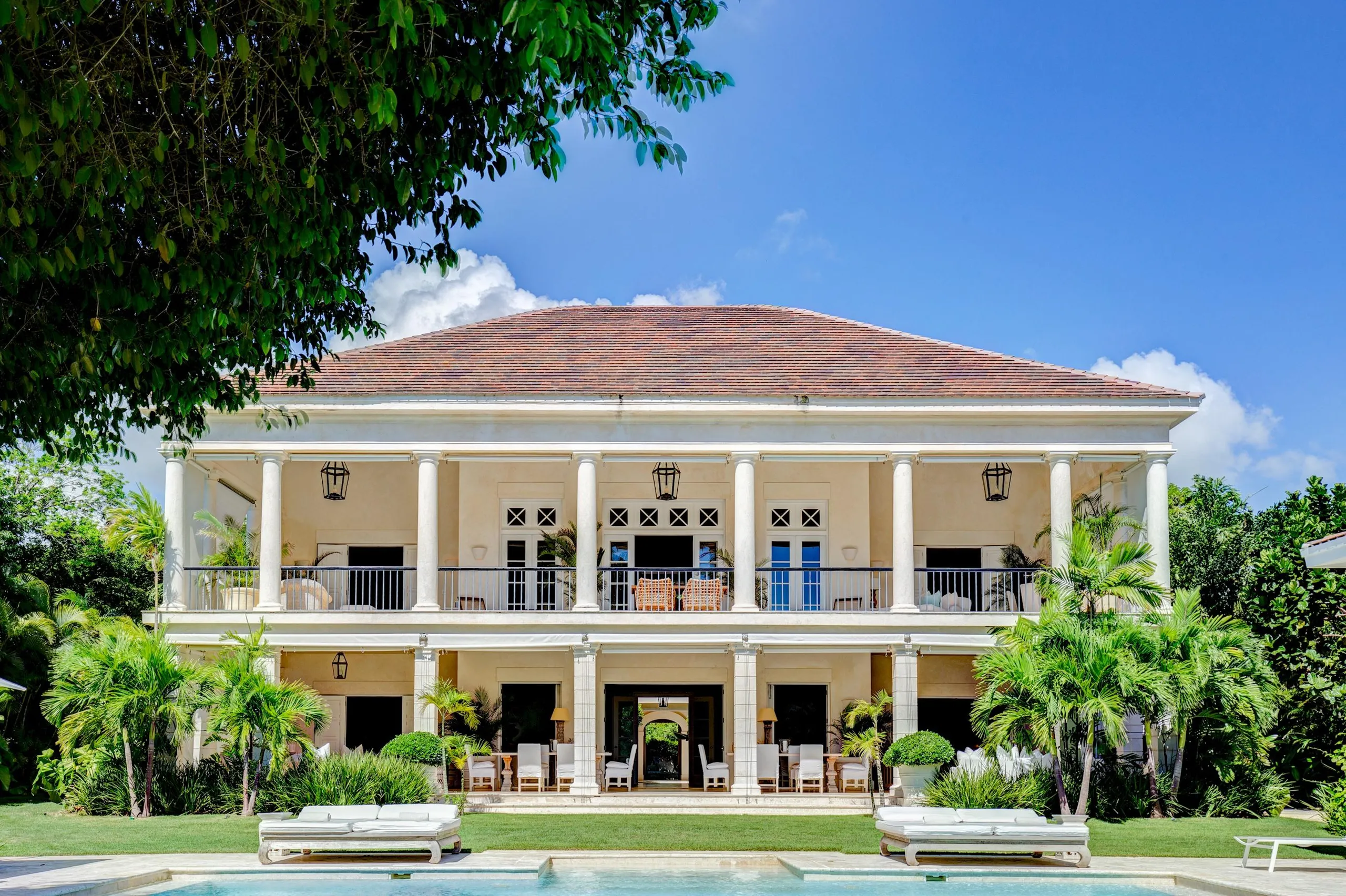 Splendid Six Bedroom Villa with Private Pool and Golf Views, Punta Cana