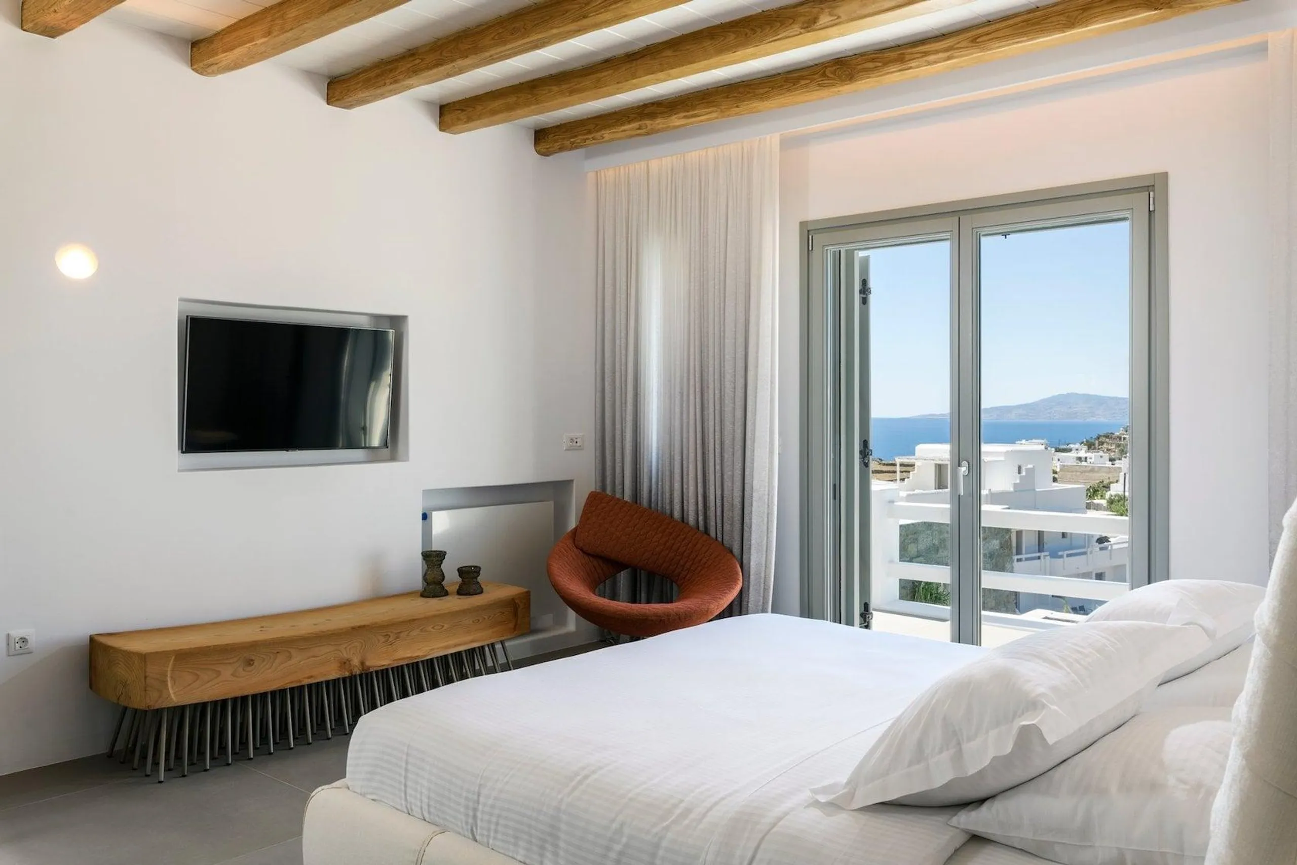 Elegant Oceanview Villa with Private Pool — photograph 12