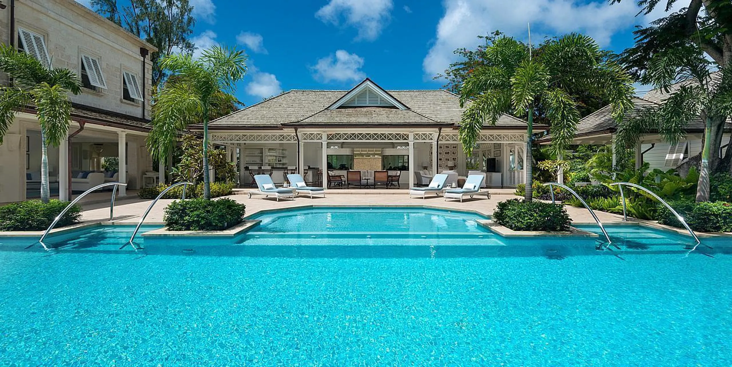Barbados Impeccably Designed Beachfront Villa with Tropical Gardens and Infinity Pool, Mullins Beach